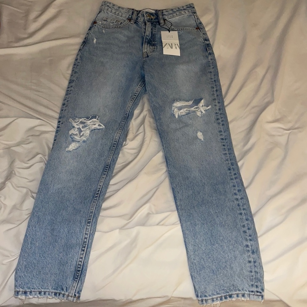NWT ZARA High Rise Ankle Mom Jeans!💙